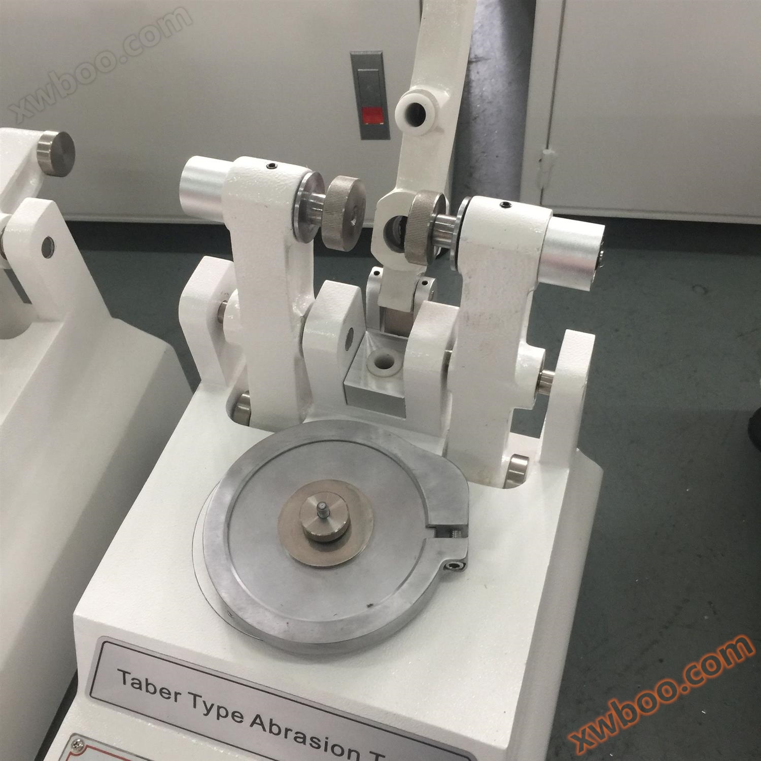 8322TABER磨耗试验机2.jpg